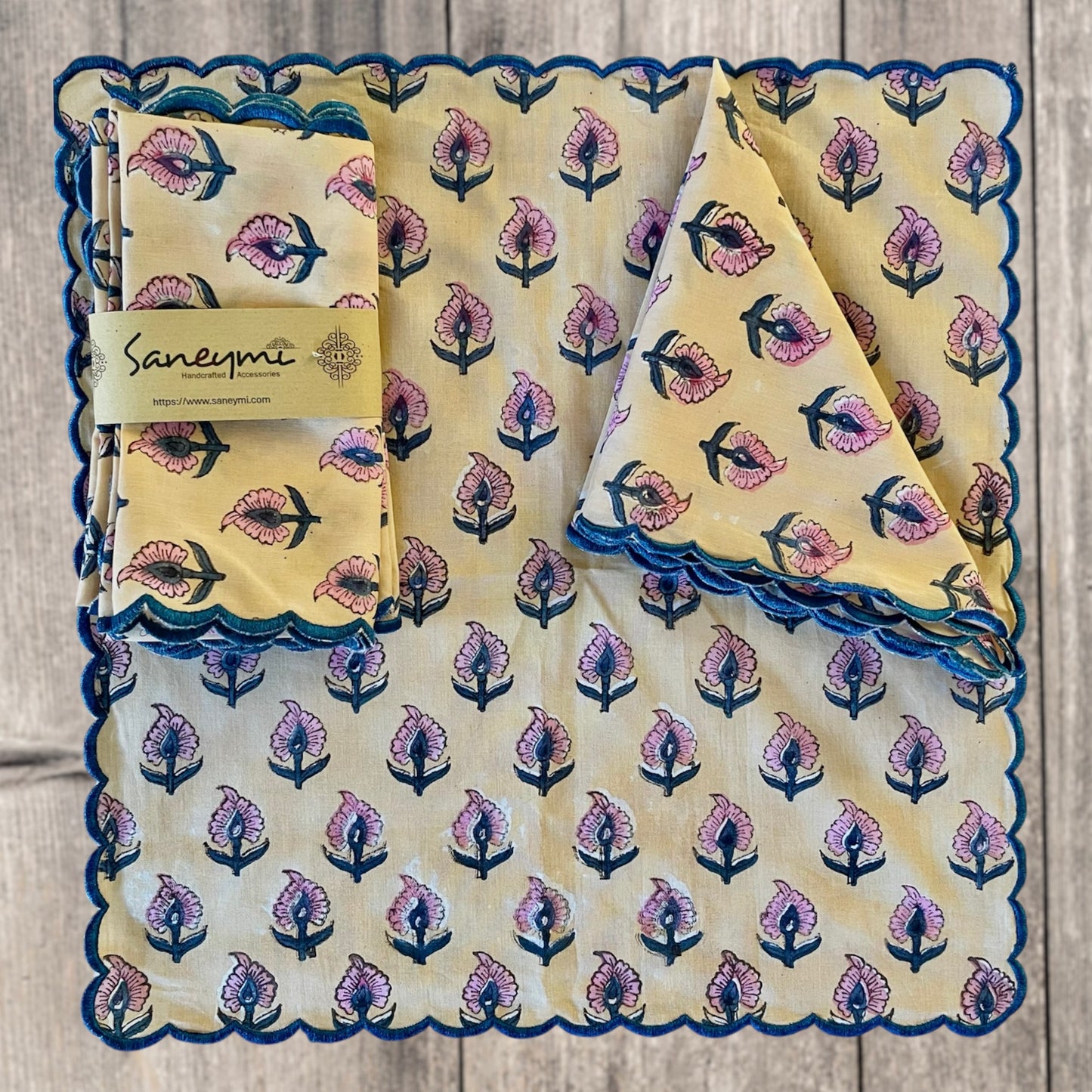 Scalloped cotton Napkins - Pink Bouti