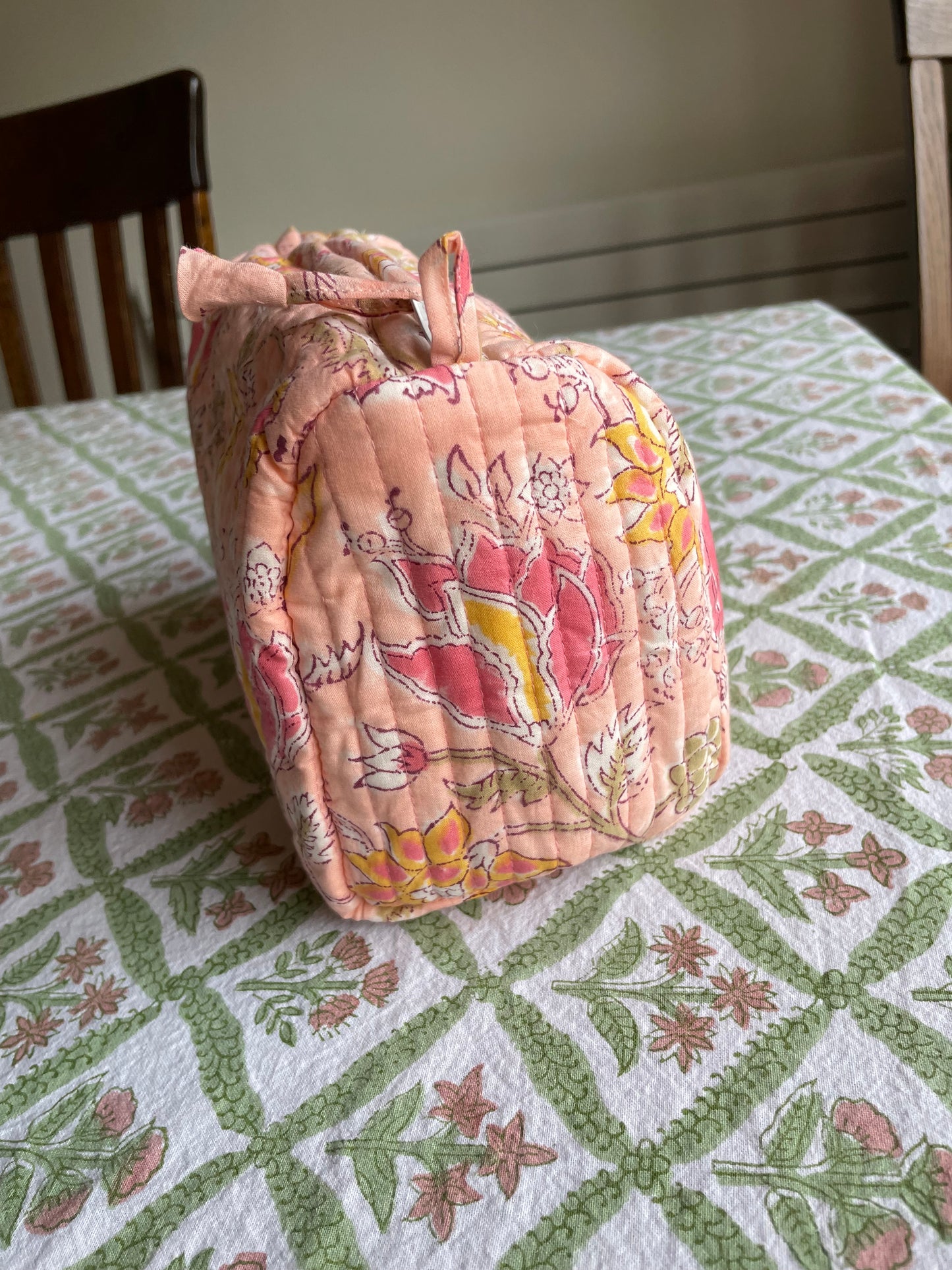 Peach Wash Bag - Large and Compact