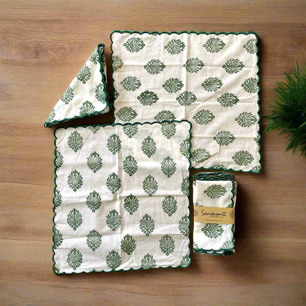 Scalloped White cotton Napkins - Green Bouta