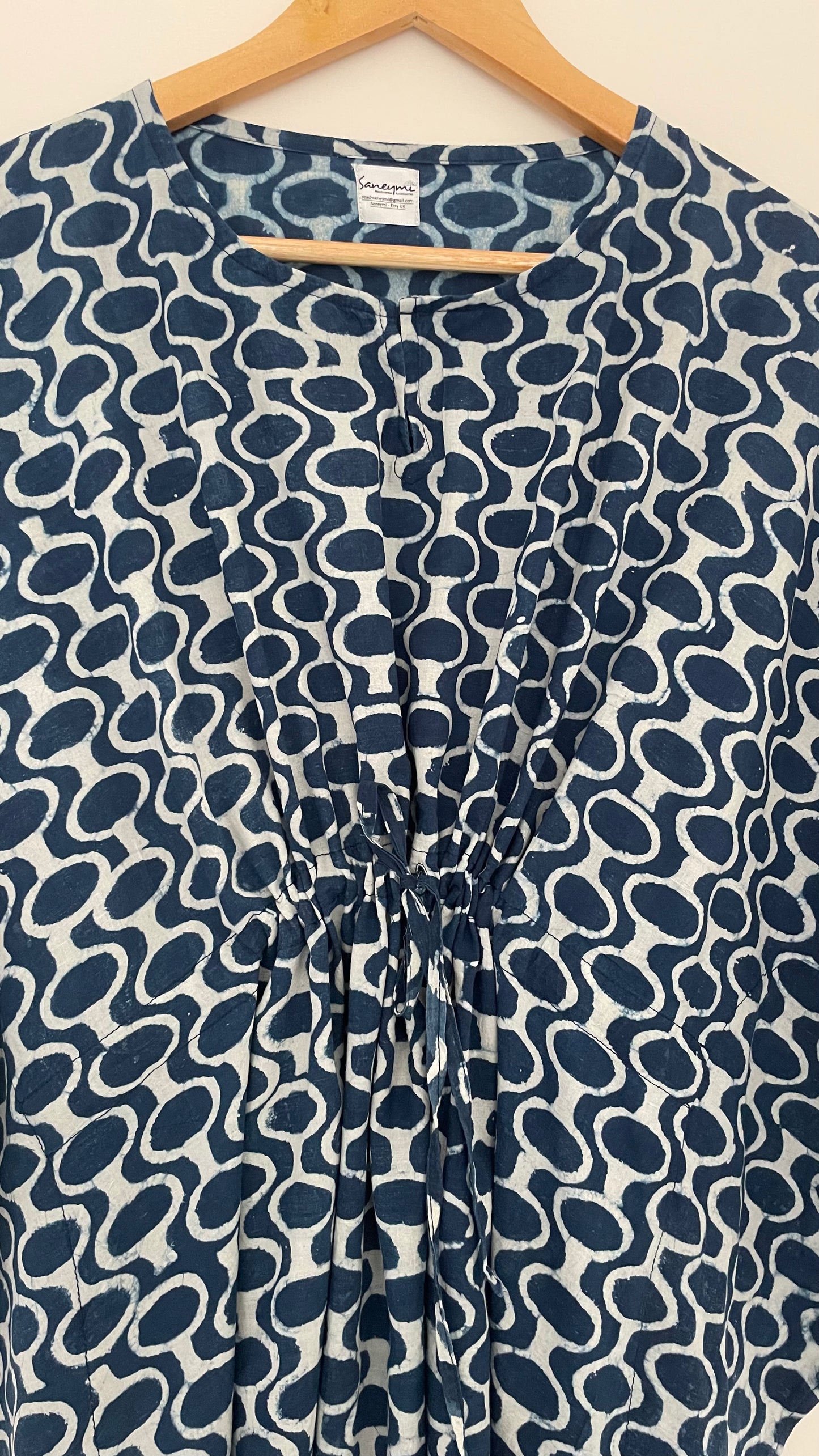 Links Kaftan