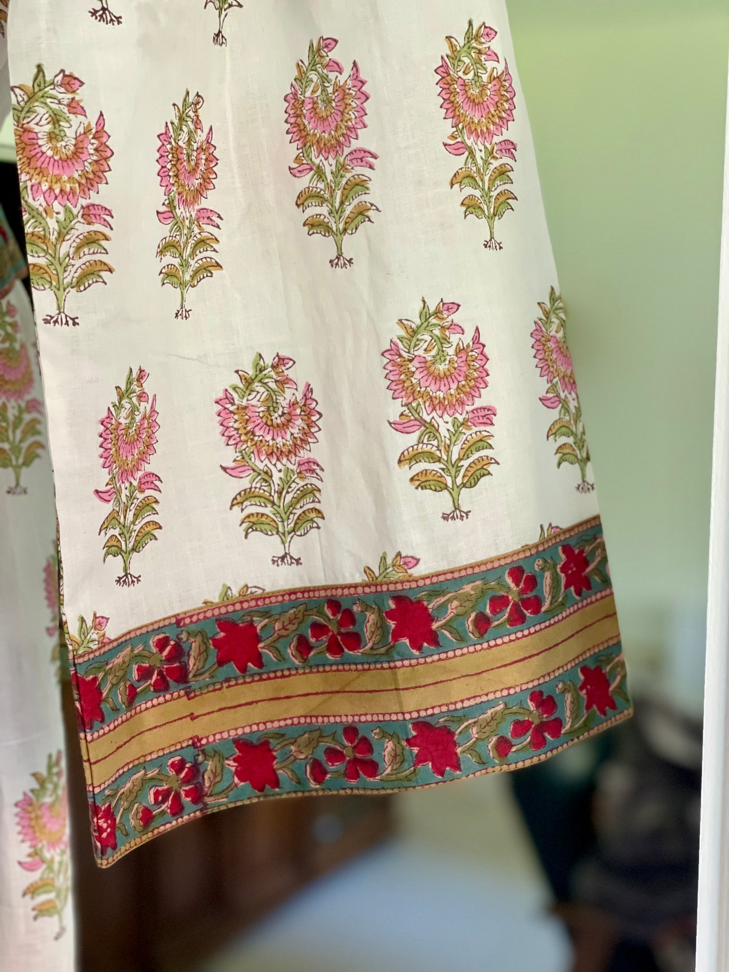 Kimono Style Dressing Gowns - White Floral