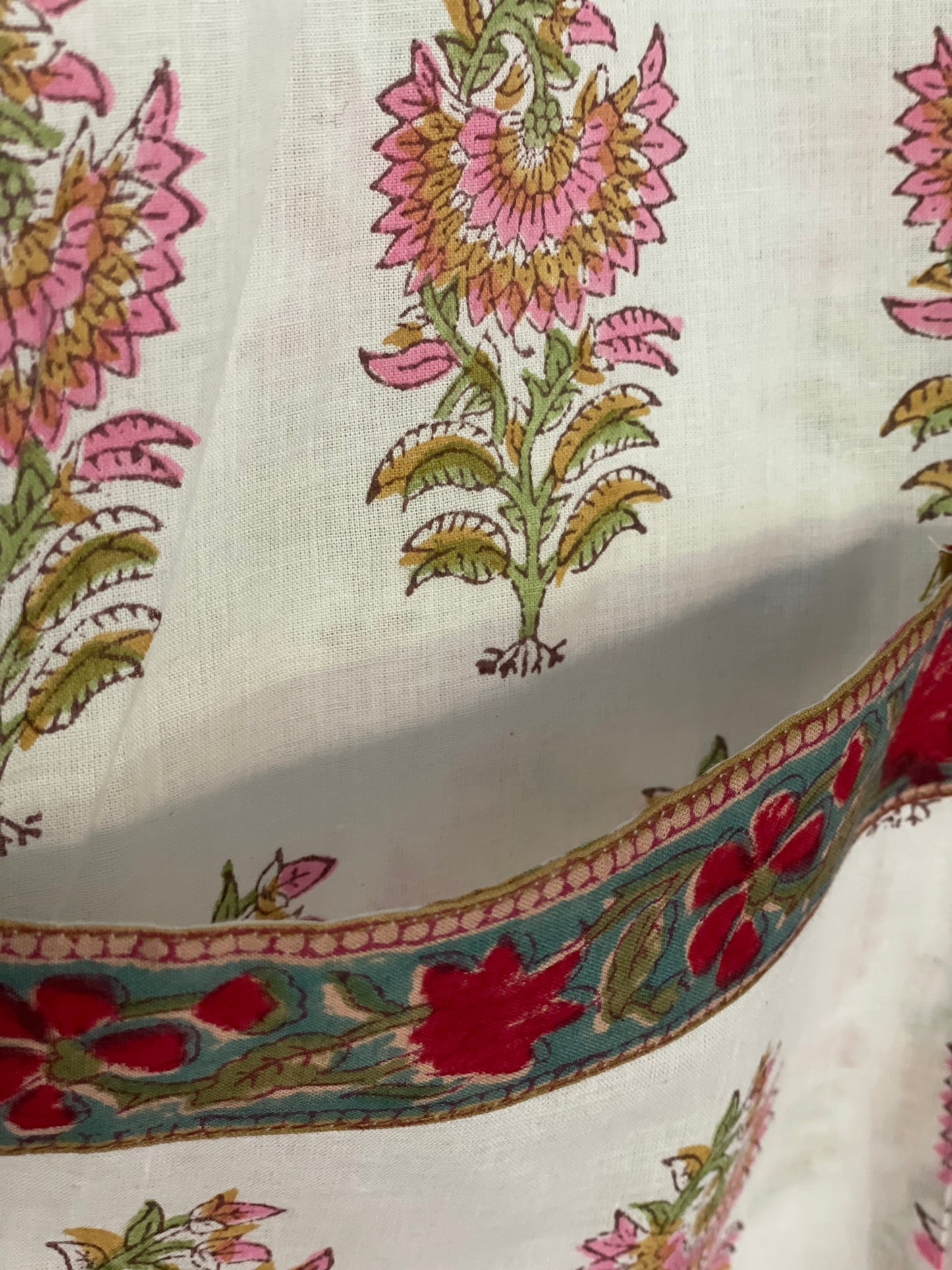 Kimono Style Dressing Gowns - White Floral